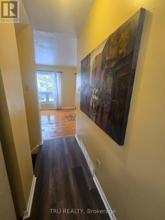 538 Seyton Dr in Ottawa, ON - Building Photo - Building Photo