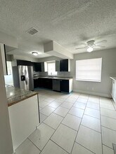 7618 Winged Foot Dr in Ft. Myers, FL - Building Photo - Building Photo