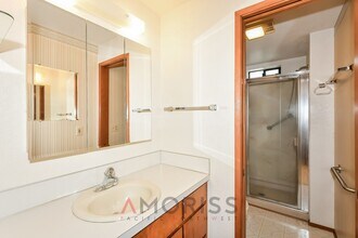 5040 Oakmont Pl SE in Olympia, WA - Building Photo - Building Photo