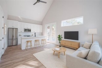 606 Glenwood Pl SE in Atlanta, GA - Building Photo - Building Photo