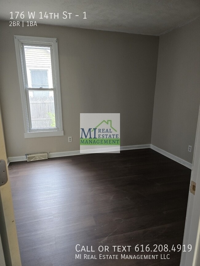 176 W 14th St in Holland, MI - Building Photo - Building Photo