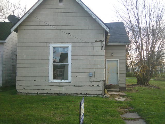 1717 S Branson St in Marion, IN - Building Photo