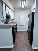 330 Commonwealth Cir in Conway, SC - Foto de edificio - Building Photo