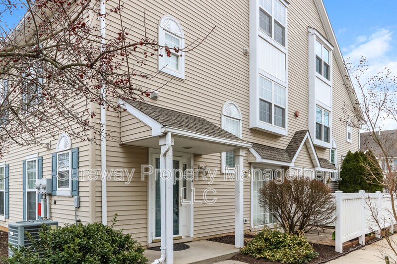 1404 Wharton Rd in Mount Laurel, NJ - Building Photo