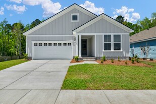 267 Dendron Dr in Richmond Hill, GA - Building Photo