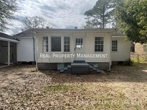 2456 McLaughlin Dr in Mobile, AL - Building Photo - Building Photo