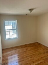 1019 E Grand St in Elizabeth, NJ - Building Photo - Building Photo