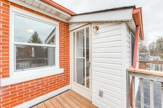 98 Ellis Av in Kitchener, ON - Building Photo - Building Photo