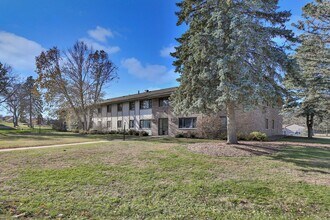 6001 E Viking Blvd in Wyoming, MN - Building Photo - Building Photo