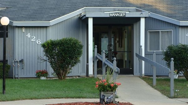 Sable Point Apt in Reed City, MI - Building Photo