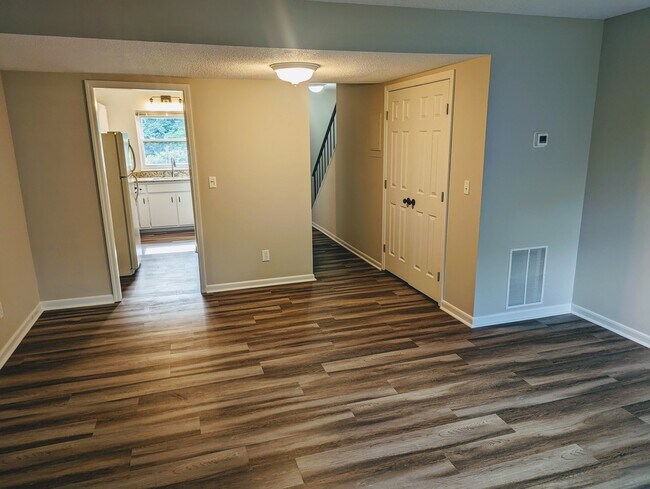 Asbury Way in Maryville, TN - Building Photo - Building Photo