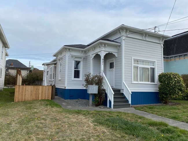 921 I St in Eureka, CA - Building Photo - Building Photo