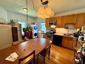 100 Summer St, Unit 3 in Boston, MA - Building Photo
