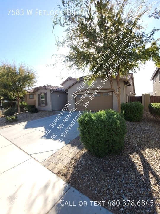 7583 W Fetlock Trail in Peoria, AZ - Building Photo