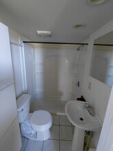 834 W Wilkes Barre St in Easton, PA - Building Photo - Building Photo
