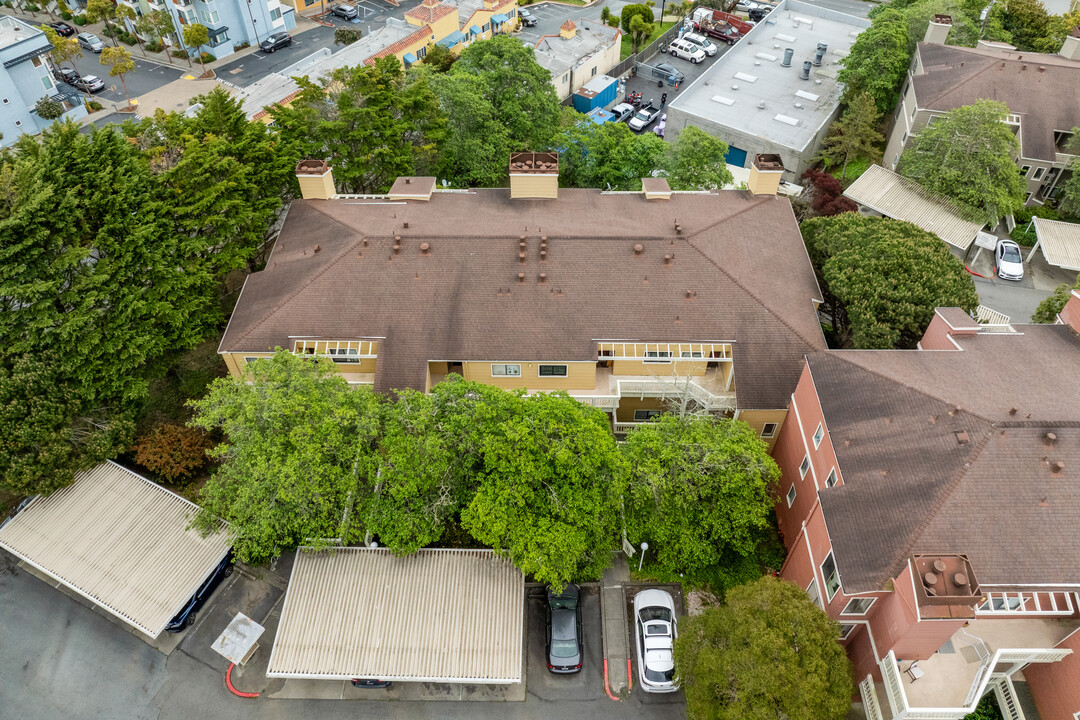 Saddleback in Daly City, CA - Building Photo