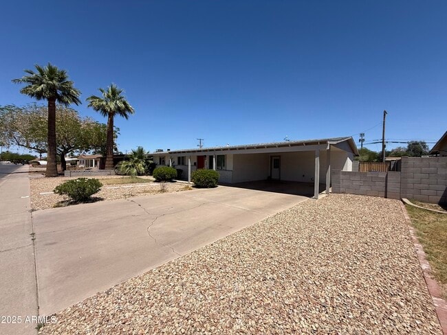 property at 301 N Apache Dr