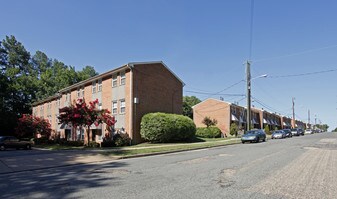 Graystone Place Apartments in Richmond, VA - Building Photo