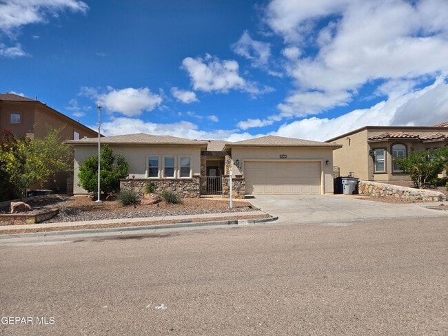 property at 6625 Cabana Del Sol Dr