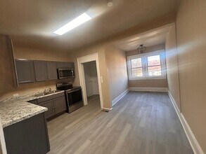 113 Edgeworth St in High Point, NC - Building Photo - Building Photo