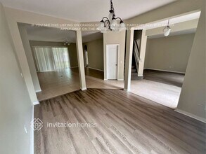 627 Errol Pkwy in Apopka, FL - Foto de edificio - Building Photo