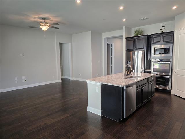 5888 Austin Waters in The Colony, TX - Building Photo - Building Photo