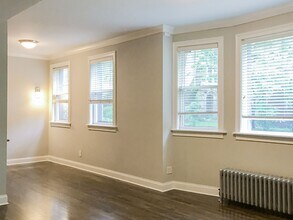 4836 N Paulina St, Unit G in Chicago, IL - Building Photo - Building Photo