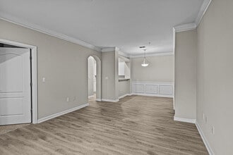 Creekside Corners in Lithonia, GA - Foto de edificio - Building Photo