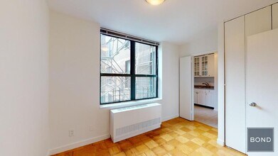 247 W 87th St in New York, NY - Building Photo - Building Photo