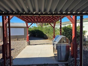 305 Santa Cruz Ave in Bullhead City, AZ - Building Photo - Building Photo