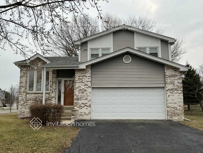 property at 800 E Belmont Ave