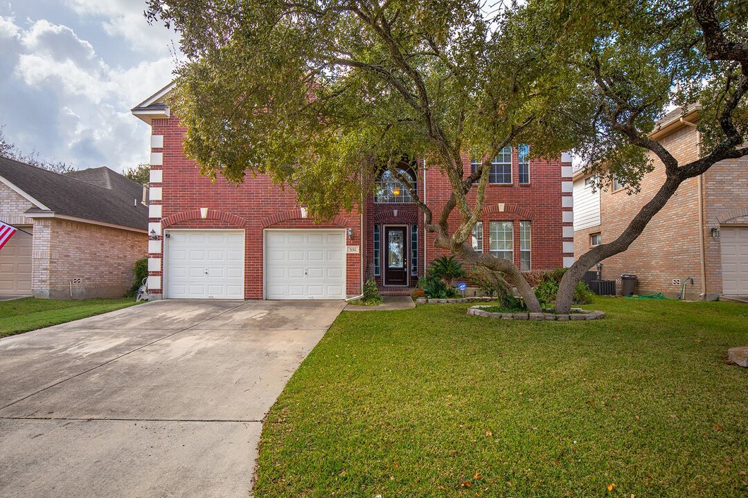 530 Turtle Hill in San Antonio, TX - Foto de edificio