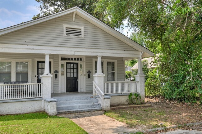 property at 106 Ellis St