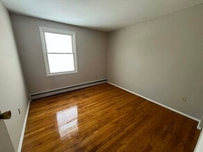 6443 Winchester Rd in East Syracuse, NY - Building Photo - Building Photo