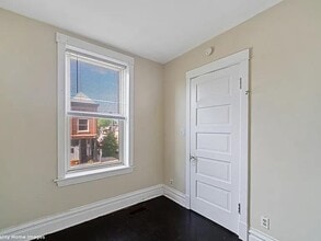 2701 W 24th Pl in Chicago, IL - Foto de edificio - Building Photo