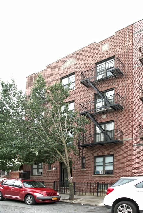 1726 66th St in Brooklyn, NY - Building Photo