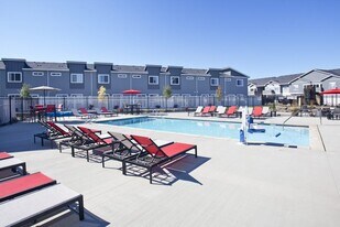 Prairie Pointe Apartments & Townhomes in Coeur d'Alene, ID - Building Photo