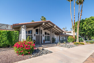 Ramon Estados in Palm Springs, CA - Building Photo - Building Photo