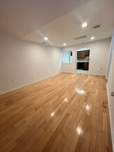 310 Passaic Ave, Unit 214 in Harrison, NJ - Building Photo - Building Photo
