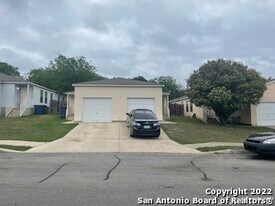 5108 Anacacho St in San Antonio, TX - Building Photo