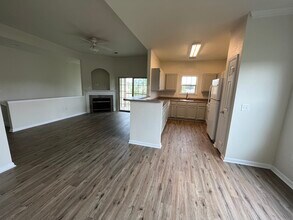 5620 Fossil Creek Pky, Unit 12-208 in Fort Collins, CO - Building Photo - Building Photo
