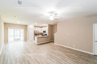 675 Cherry Ridge Dr in Orange Park, FL - Foto de edificio - Building Photo