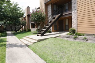 Woodlyn in McKinney, TX - Building Photo