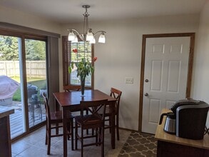 3109 Manitowoc Rd in Bellevue, WI - Building Photo - Building Photo