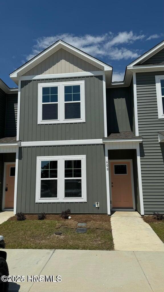 property at 608 Jacks Xing Dr
