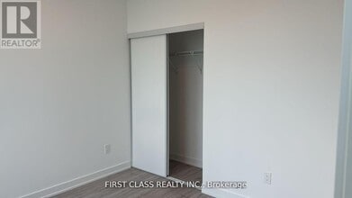 252 Church St in Toronto, ON - Building Photo - Building Photo