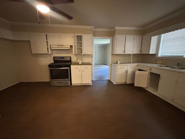 13764 4 Forks Rd in Keithville, LA - Building Photo - Building Photo