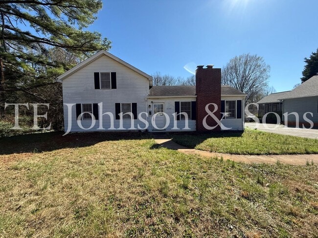 property at 2350 Silas Creek Pkwy