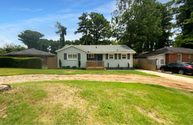 property at 2653 Tilson Rd