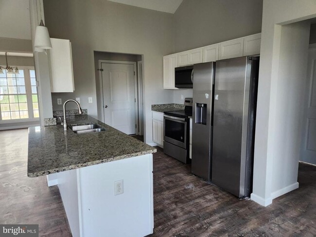 537 Spyglass Dr in Martinsburg, WV - Building Photo - Building Photo
